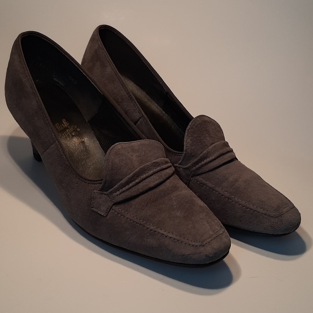 Hush puppies womens grey suede heels SZ 10